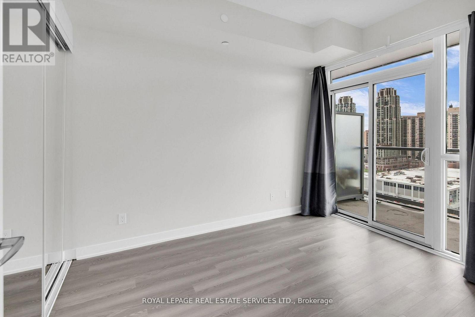 1104 - 501 St Clair Avenue W, Toronto, Ontario  M5P 0A2 - Photo 14 - C13207352