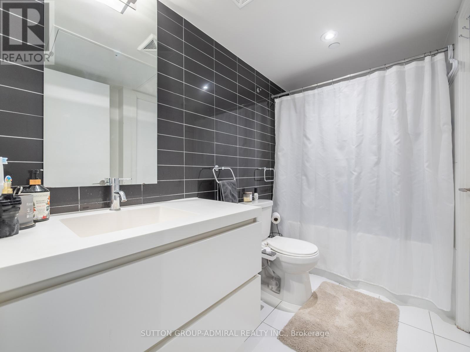 315 - 75 Queens Wharf Road, Toronto, Ontario  M5V 0J8 - Photo 11 - C13207382