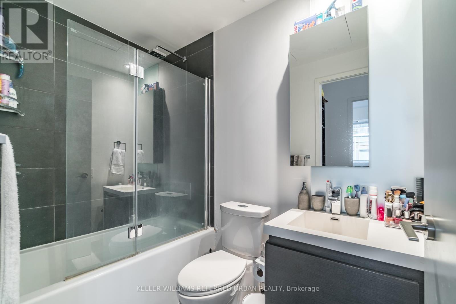 221 - 1030 King Street W, Toronto, Ontario  M6K 0B4 - Photo 11 - C13207434