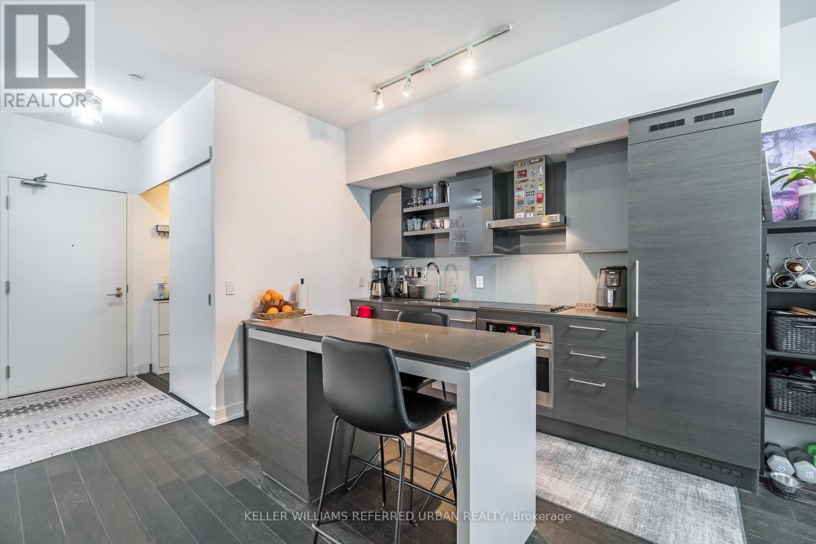 221 - 1030 King Street W, Toronto, Ontario  M6K 0B4 - Photo 3 - C13207434