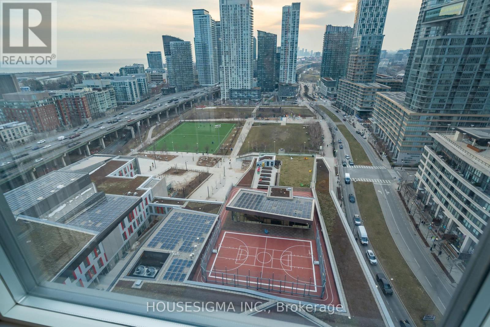 1601 - 15 Fort York Boulevard, Toronto, Ontario  M5V 3Y4 - Photo 8 - C13207458