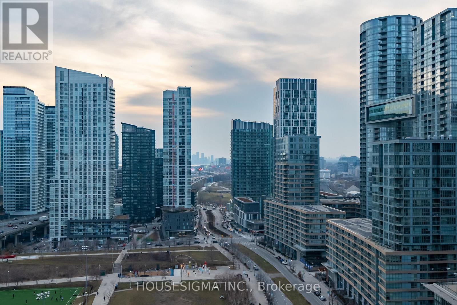 1601 - 15 Fort York Boulevard, Toronto, Ontario  M5V 3Y4 - Photo 9 - C13207458