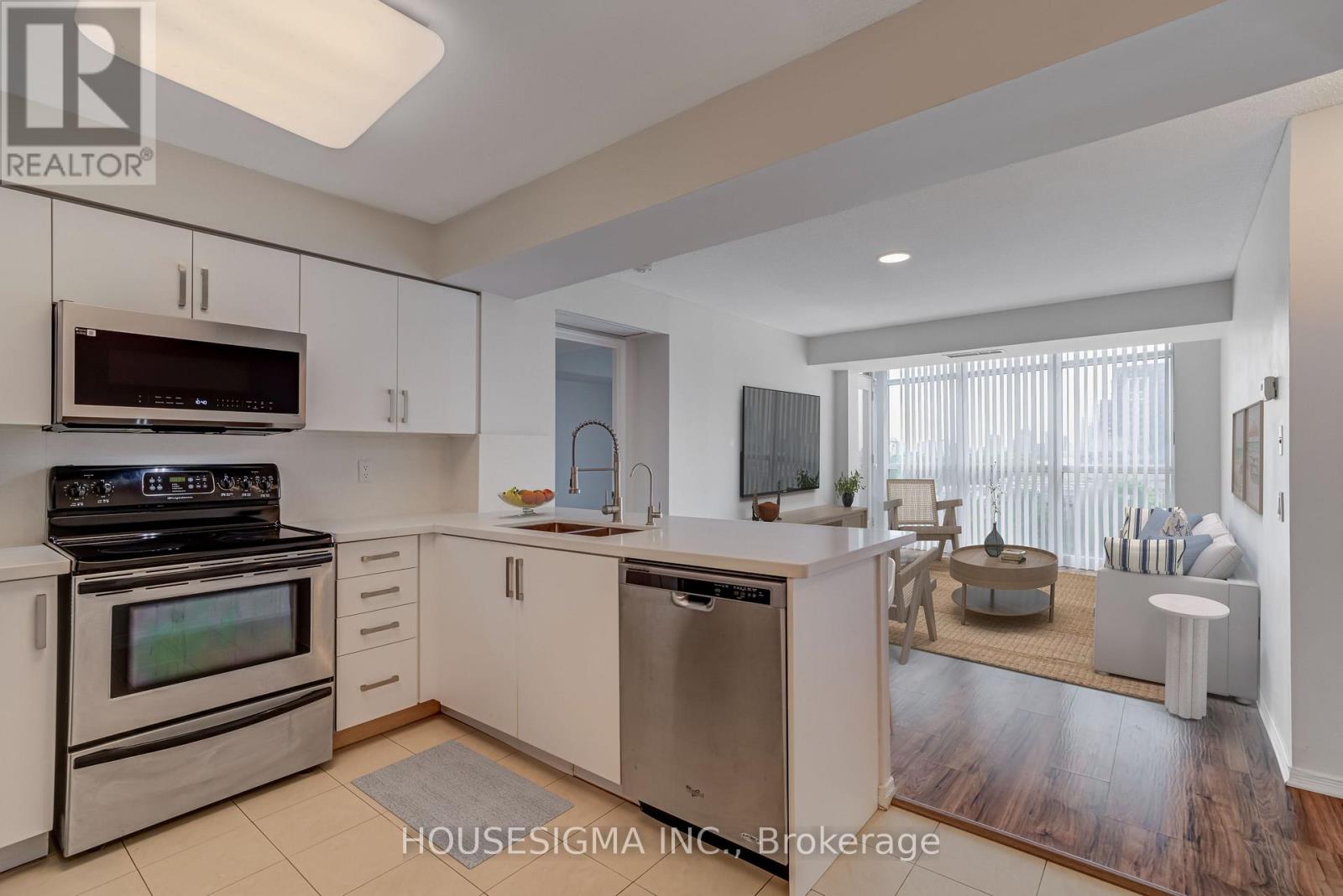 901 - 28 Harrison Garden Boulevard, Toronto, Ontario  M2N 7B5 - Photo 2 - C13207468