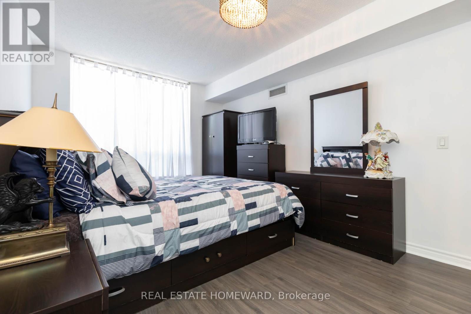 201 - 1730 Eglinton Avenue E, Toronto, Ontario  M4A 2X9 - Photo 11 - C13207572