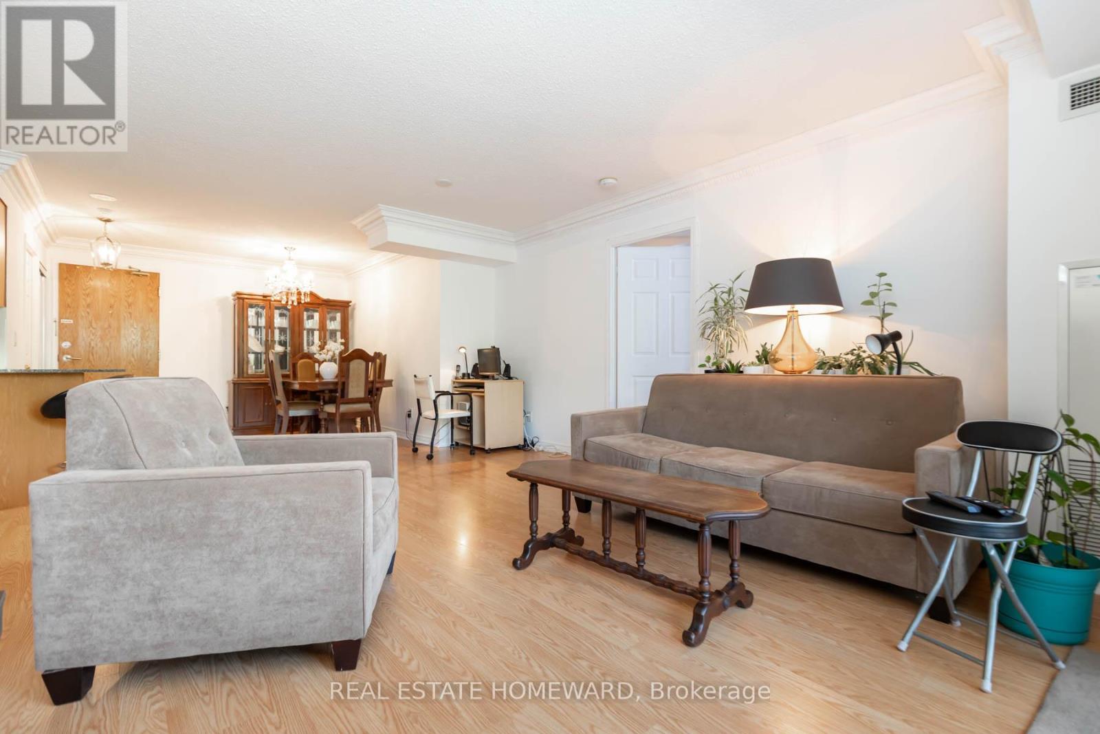 201 - 1730 Eglinton Avenue E, Toronto, Ontario  M4A 2X9 - Photo 3 - C13207572