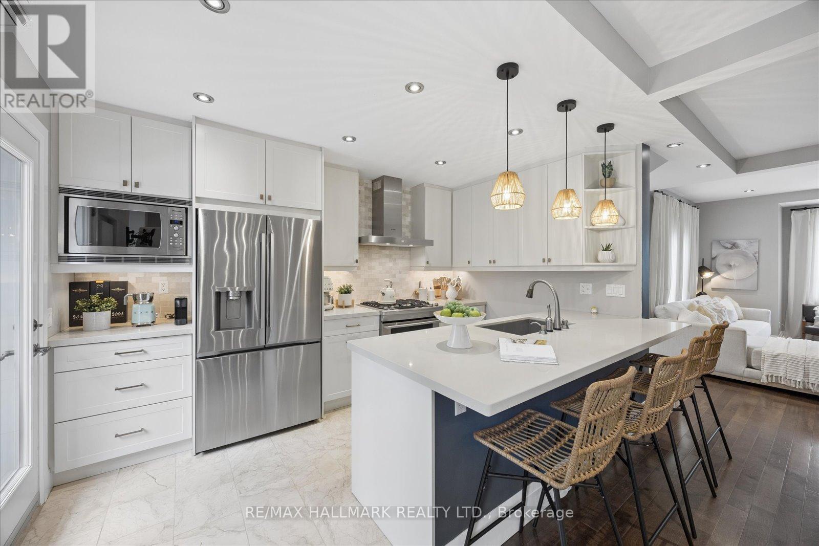 65 Cleveland Street, Toronto, Ontario  M4S 2W3 - Photo 10 - C13207578