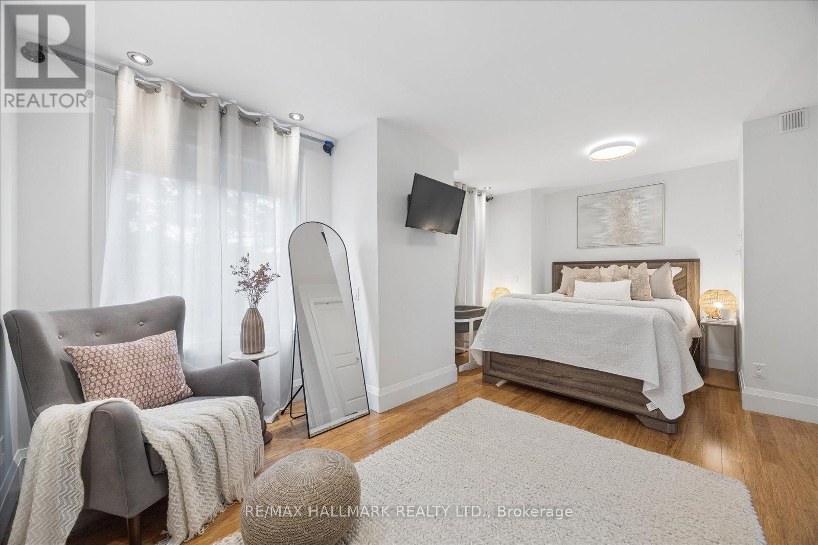65 Cleveland Street, Toronto, Ontario  M4S 2W3 - Photo 19 - C13207578