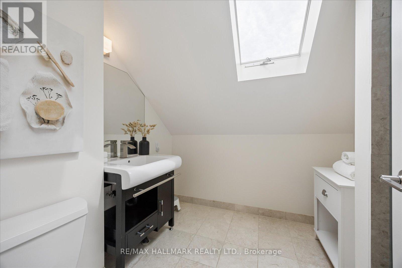 65 Cleveland Street, Toronto, Ontario  M4S 2W3 - Photo 27 - C13207578