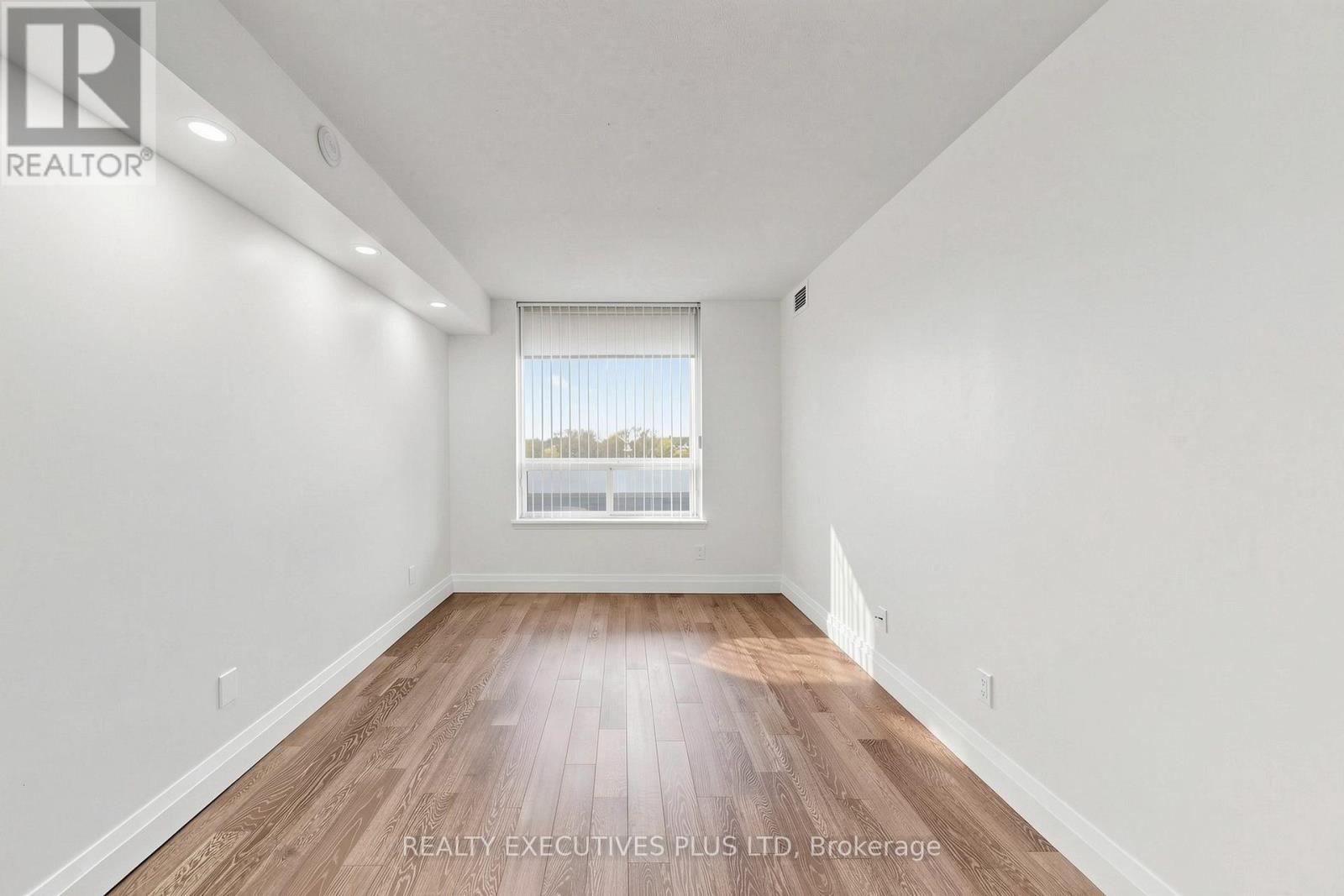 604 - 18 Hillcrest Avenue, Toronto, Ontario  M2N 6T5 - Photo 17 - C13207618