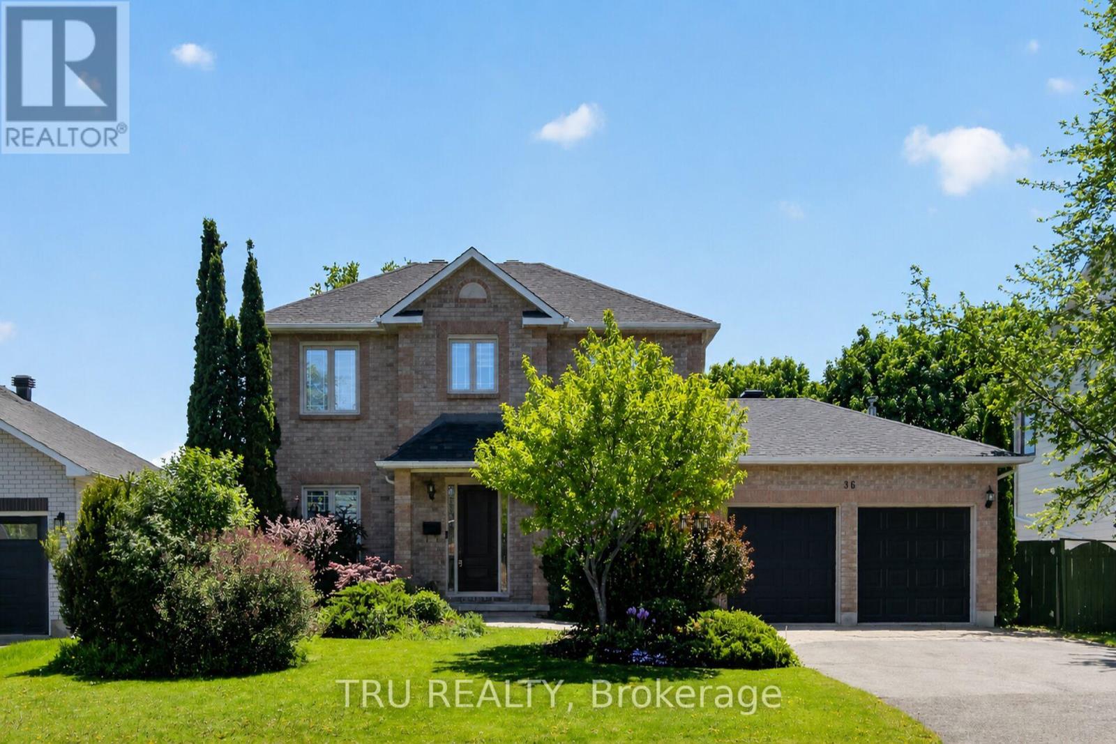 36 JAMES LEWIS AVENUE, Ottawa, Ontario