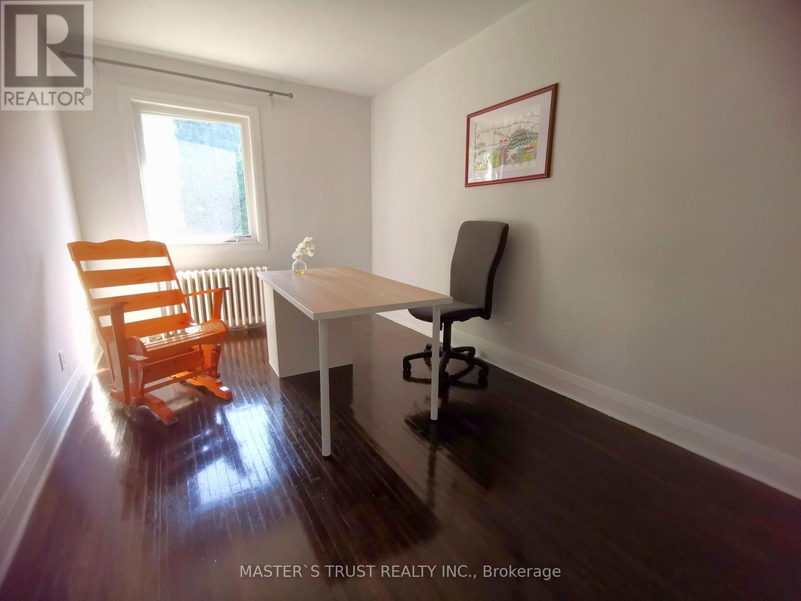623 O' Connor Dr Drive, Toronto, Ontario  M4C 3A5 - Photo 11 - E13207430