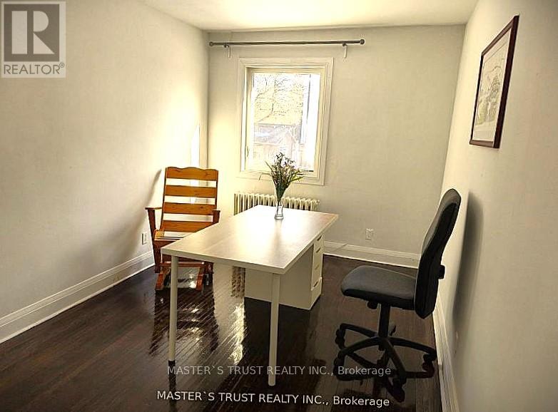 623 O' Connor Dr Drive, Toronto, Ontario  M4C 3A5 - Photo 12 - E13207430