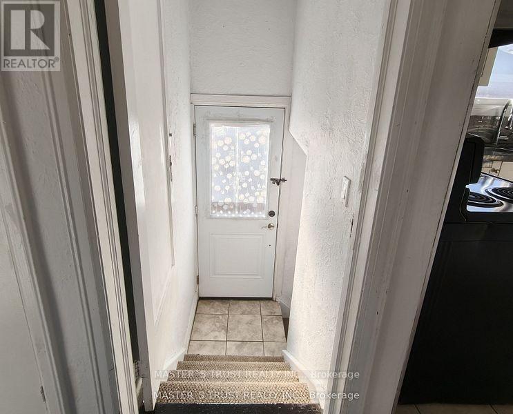 623 O' Connor Dr Drive, Toronto, Ontario  M4C 3A5 - Photo 26 - E13207430