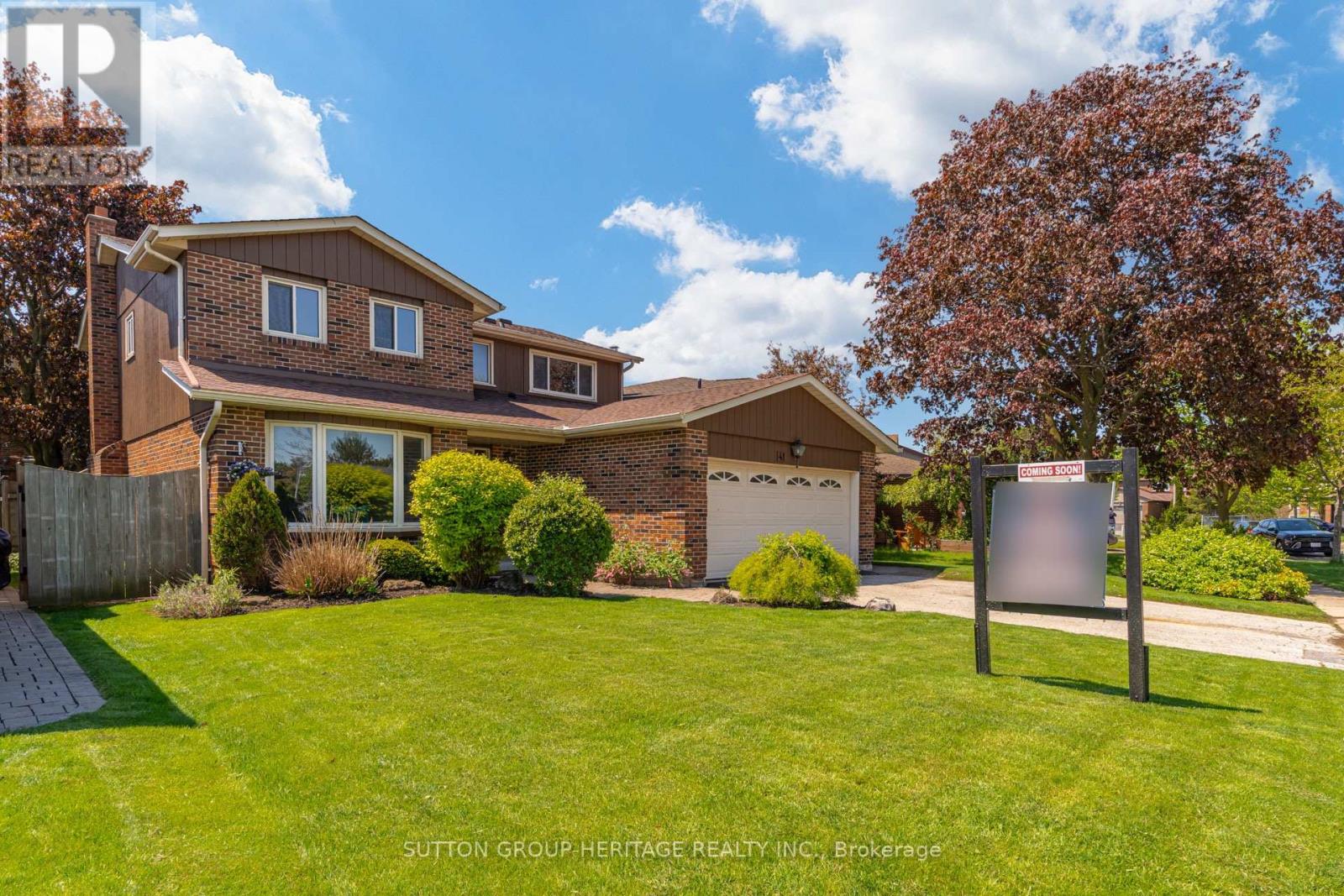 41 Carter Crescent, Whitby, Ontario  L1N 6C3 - Photo 2 - E13207478