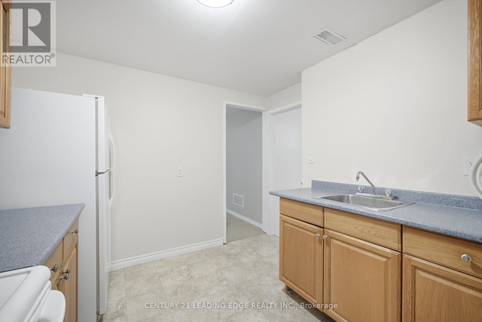 923 Redbird Crescent, Pickering, Ontario  L1V 5K8 - Photo 40 - E13207662