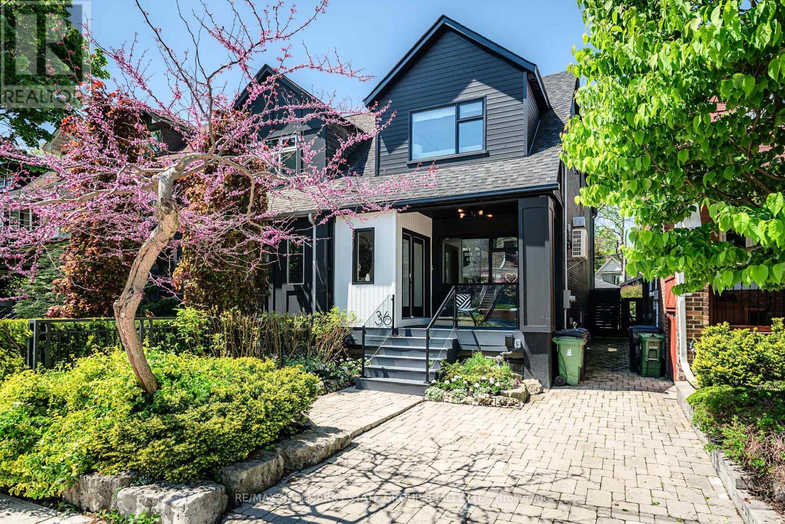36 Kent Road, Toronto, Ontario  M4L 2X6 - Photo 46 - E13207698