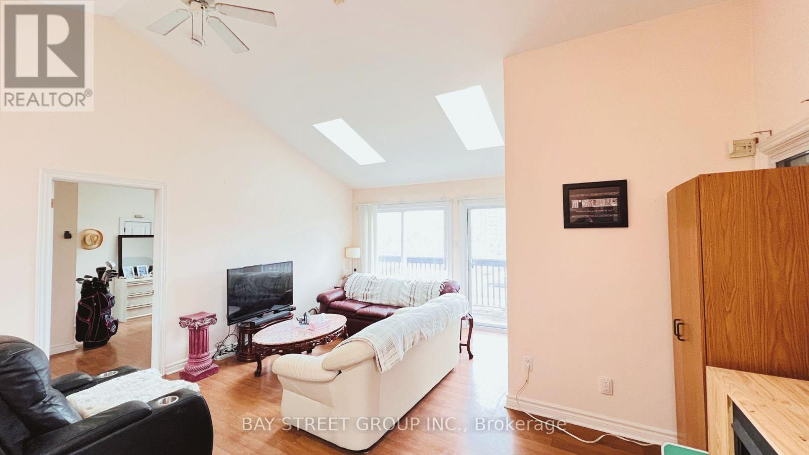 301 - 66 Maple Avenue, Barrie, Ontario  L4N 1R8 - Photo 12 - S13181816