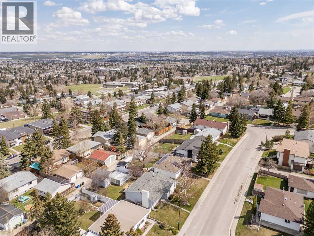 7720 Hunterquay Road NW, Calgary, Alberta  T2K 4T8 - Photo 47 - A2308100