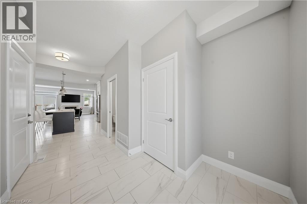 107 Stephenson Way, Palmerston, Ontario  N0G 2P0 - Photo 6 - 40833069