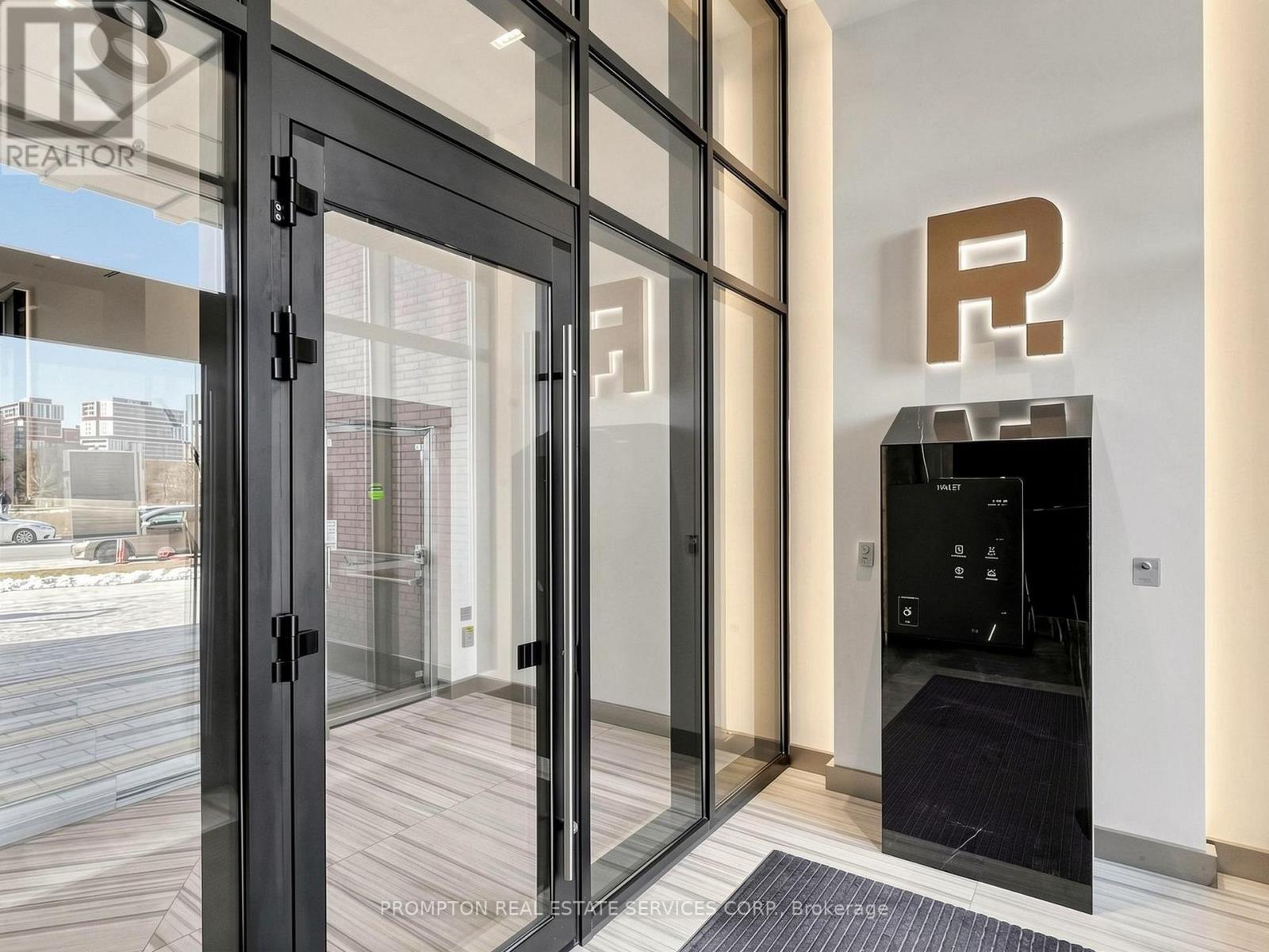 507 - 8 Water Walk Drive, Markham, Ontario  L3R 6L4 - Photo 3 - N13207280