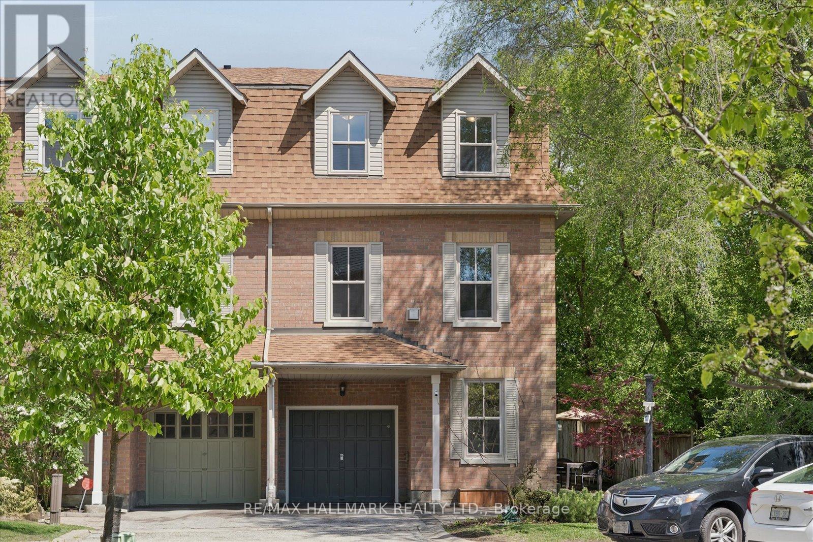 13 E J LENNOX WAY, Markham, Ontario