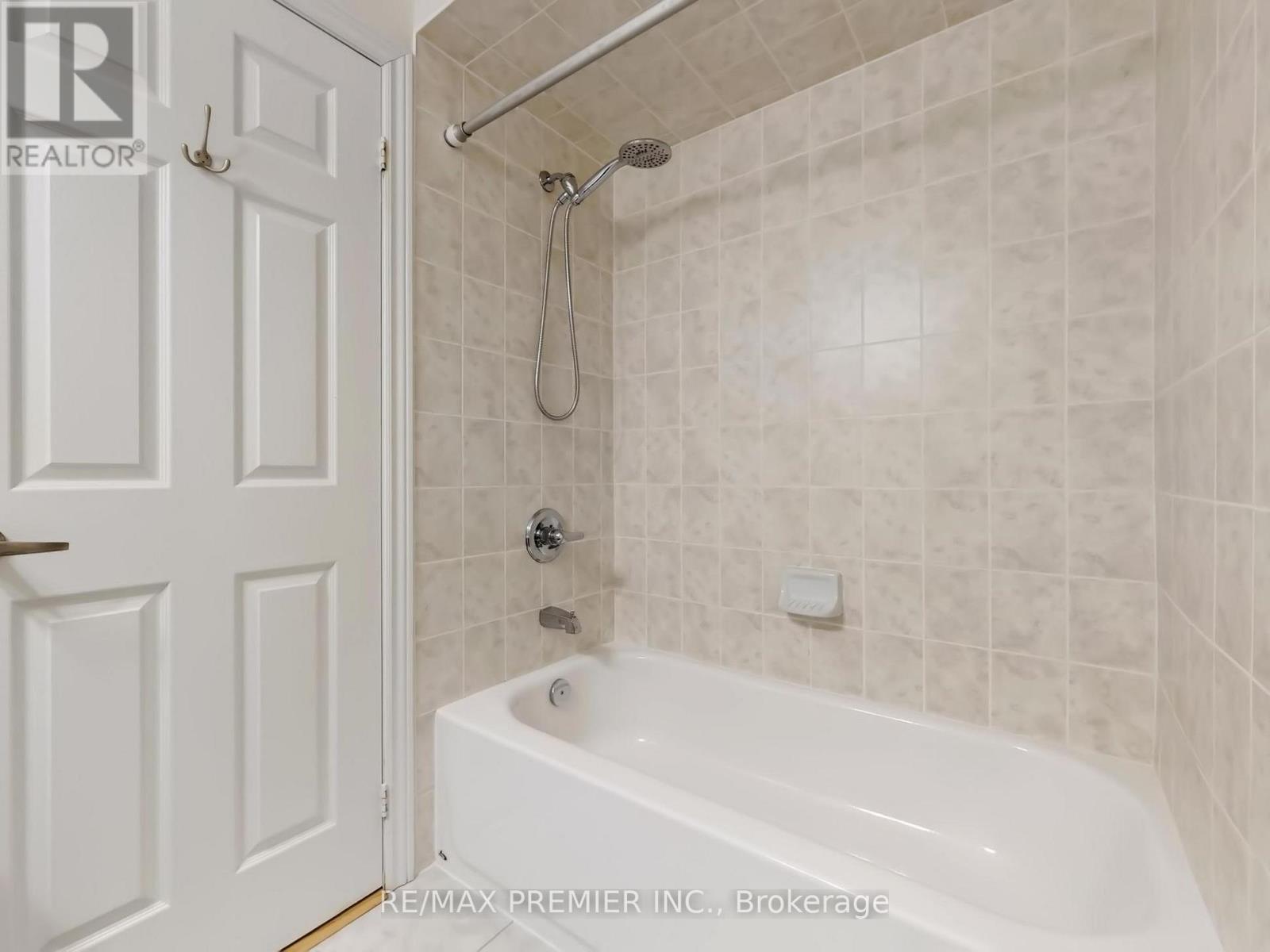 32 Blue Grouse Road, Vaughan, Ontario  L6A 4B9 - Photo 32 - N13207398