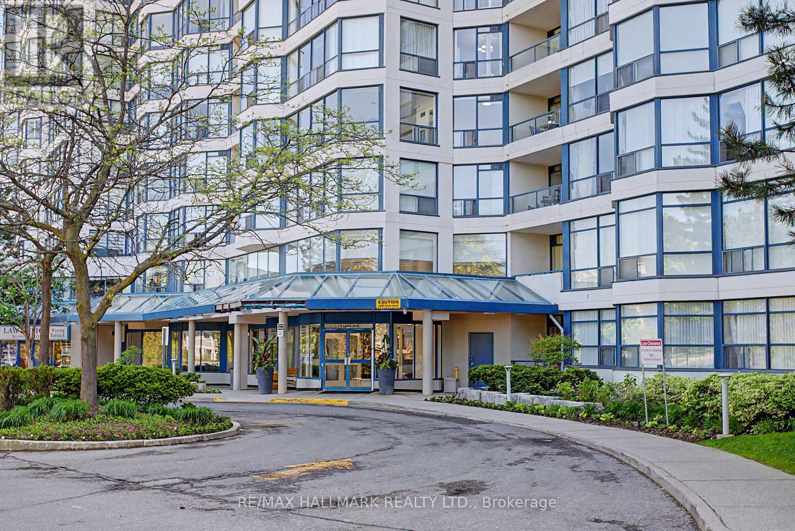 1007 - 1 Clark Avenue W, Vaughan, Ontario  L4J 7Y6 - Photo 3 - N13207472