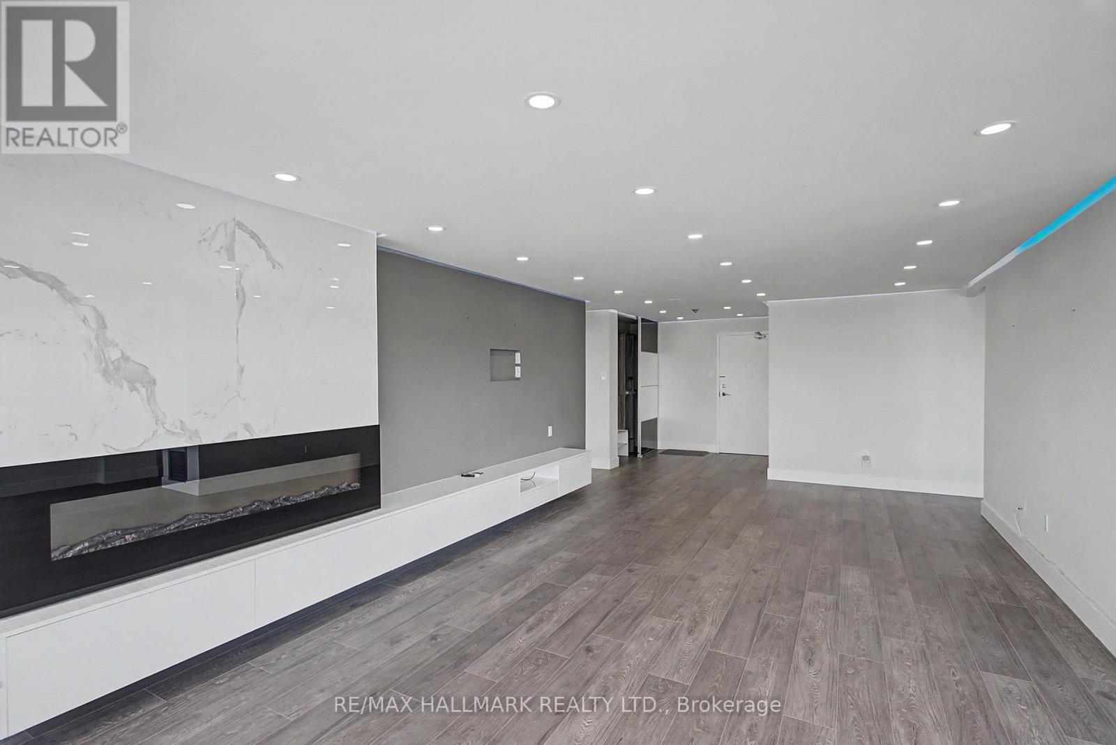 1007 - 1 Clark Avenue W, Vaughan, Ontario  L4J 7Y6 - Photo 9 - N13207472