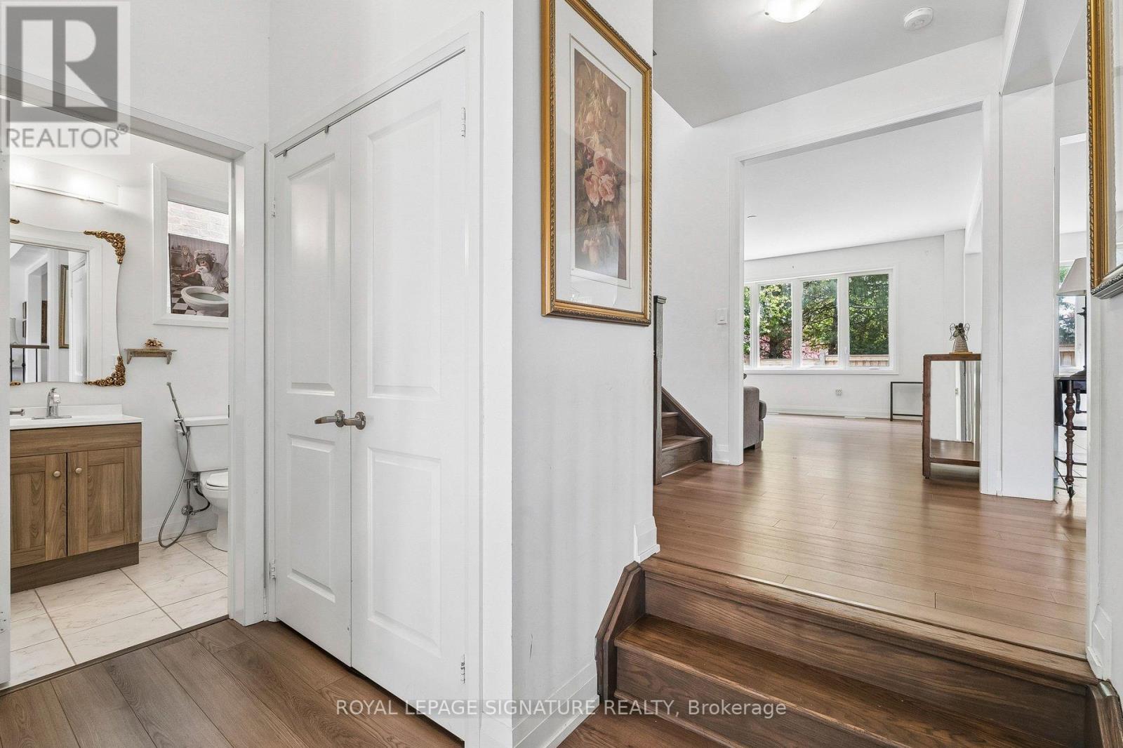 23 Cyprus Glen, East Gwillimbury, Ontario  L9N 0S9 - Photo 17 - N13207670