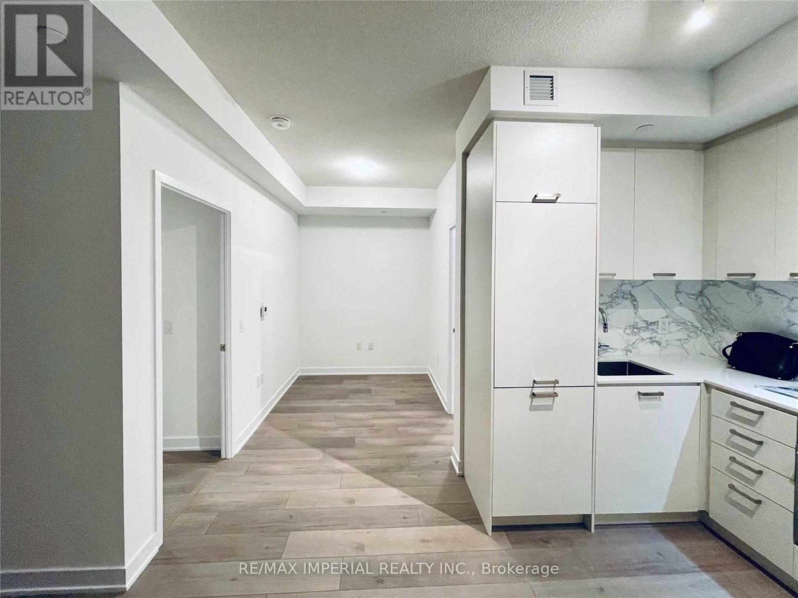 806 - 10 Honeycrisp Crescent, Vaughan, Ontario  L4K 0M7 - Photo 14 - N13207686