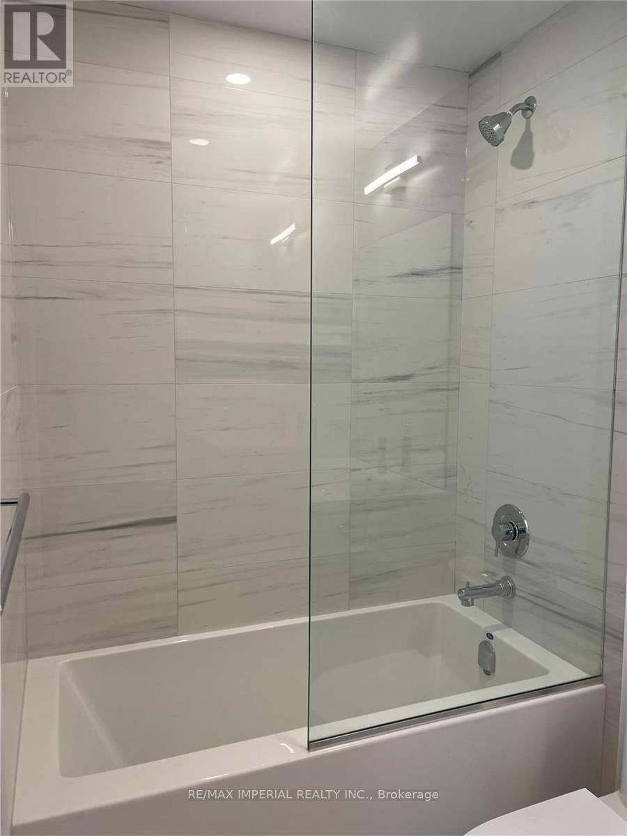 806 - 10 Honeycrisp Crescent, Vaughan, Ontario  L4K 0M7 - Photo 20 - N13207686