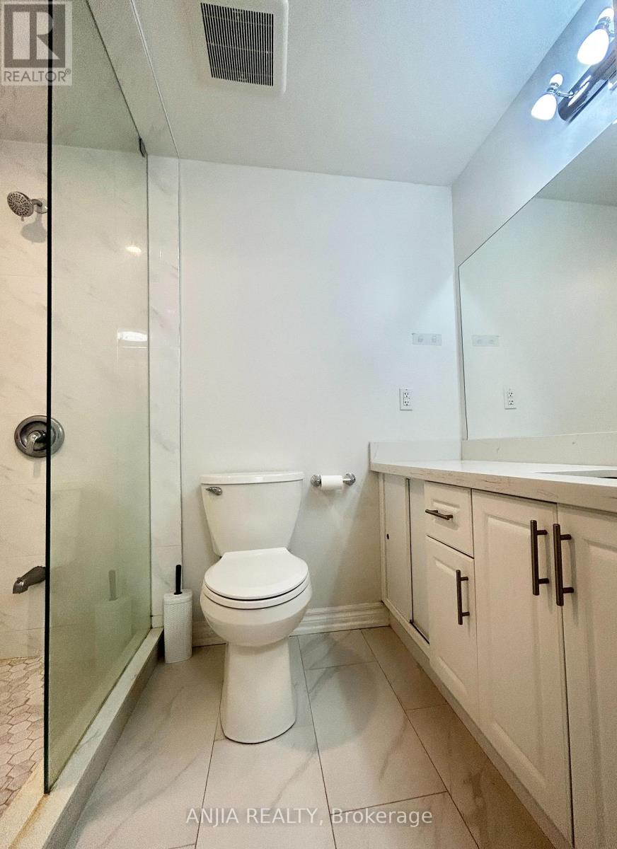6 Summerfeldt Crescent W, Markham, Ontario  L3R 2B2 - Photo 12 - N13207688