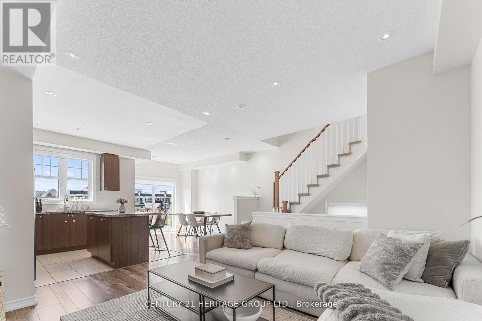 219 Boadway Crescent, Whitchurch-Stouffville, Ontario  L4A 1Y5 - Photo 10 - N13207704