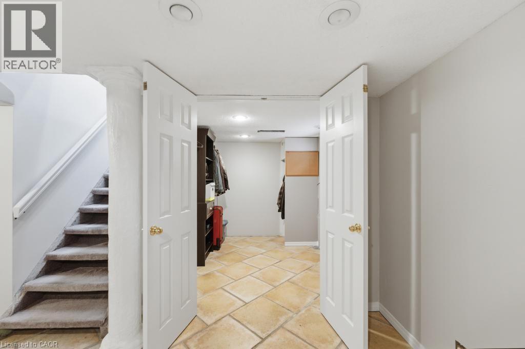 137 Cochrane Road, Hamilton, Ontario  L8K 3G3 - Photo 13 - 40834359