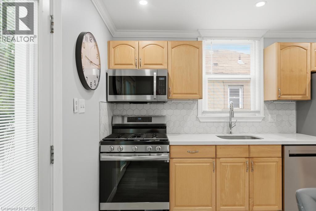 137 Cochrane Road, Hamilton, Ontario  L8K 3G3 - Photo 9 - 40834359