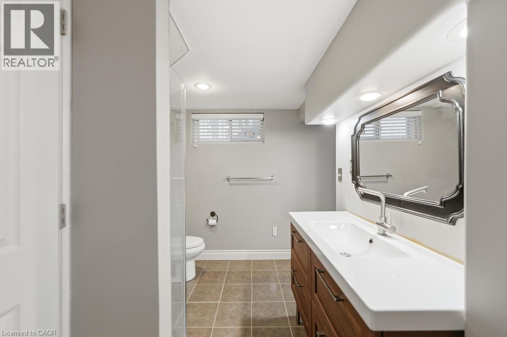 137 Cochrane Road, Hamilton, Ontario  L8K 3G3 - Photo 15 - 40834359