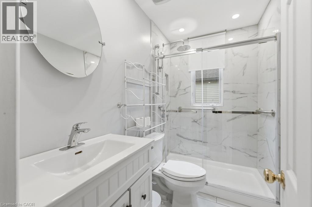 137 Cochrane Road, Hamilton, Ontario  L8K 3G3 - Photo 11 - 40834359