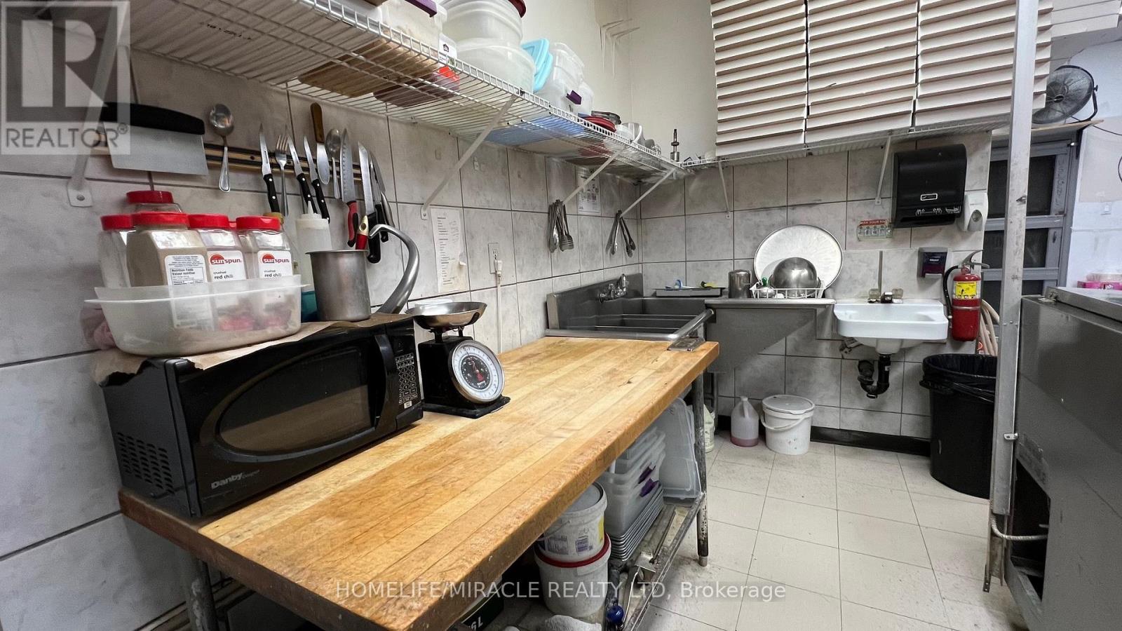 34 Yonge Street S, Barrie, Ontario  L0L 1P0 - Photo 6 - S13207462