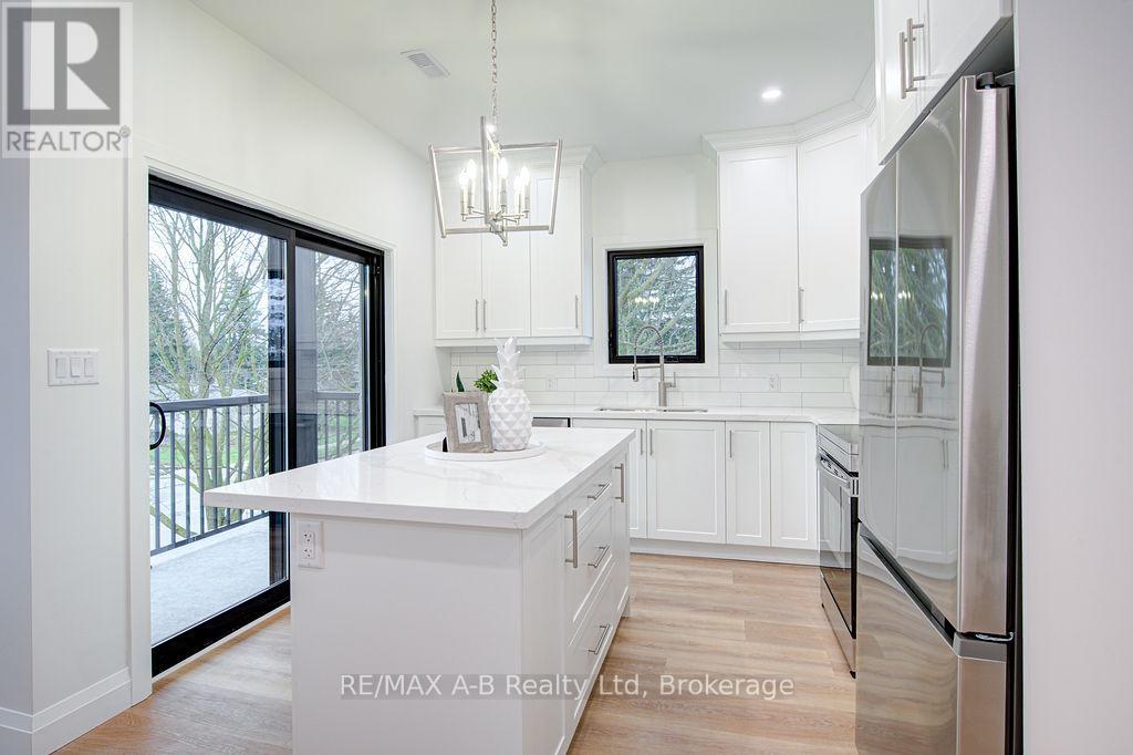 312 Forman Avenue, Stratford, Ontario  N5A 6R7 - Photo 8 - X12994890
