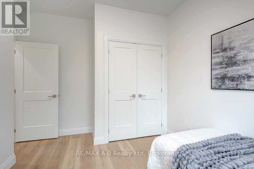 312 Forman Avenue, Stratford, Ontario  N5A 6R7 - Photo 11 - X12994890