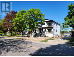312 FORMAN AVENUE