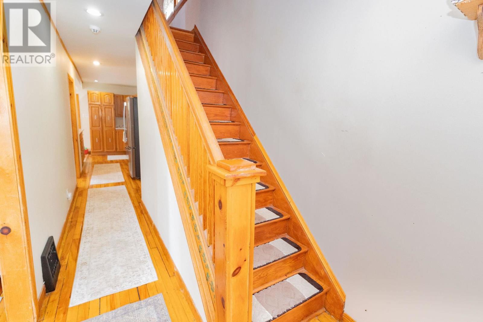 75 Walnut St, Sault Ste. Marie, Ontario P6B 2E4 - Photo 10 - SM260923