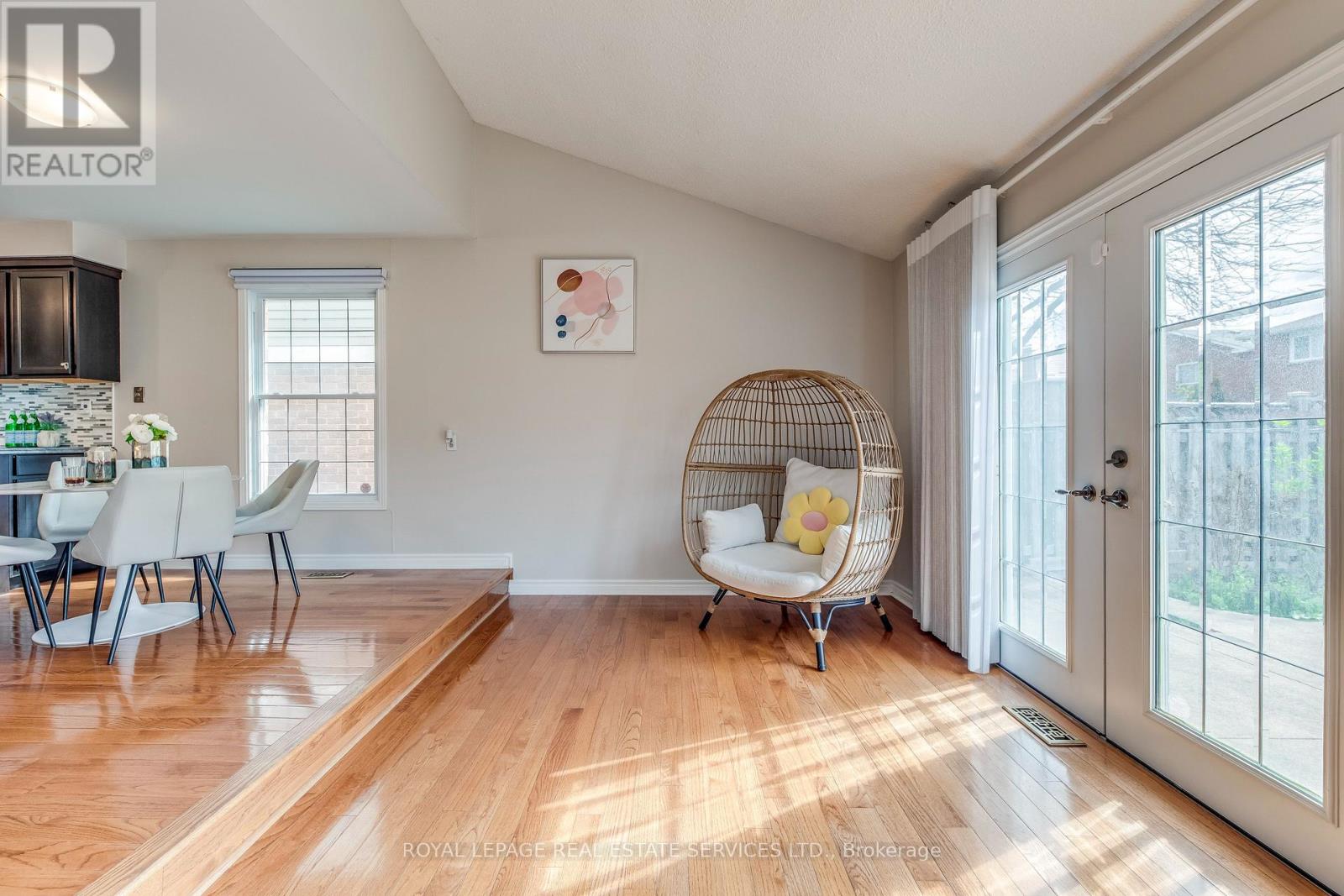 3390 Chartrand Crescent, Mississauga, Ontario  L5L 4C4 - Photo 11 - W13207334