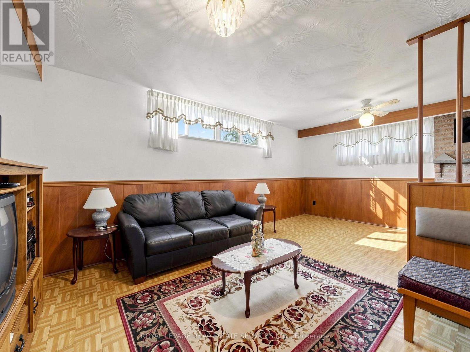 86 Whitburn Crescent, Toronto, Ontario  M3M 2S4 - Photo 26 - W13207336