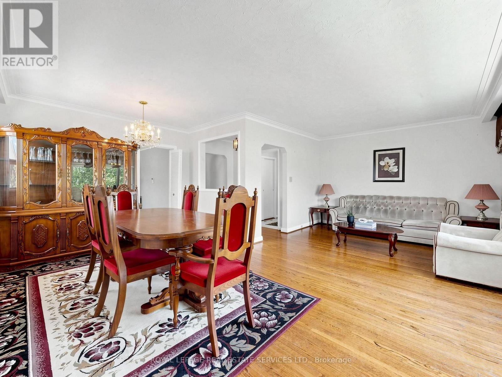 86 Whitburn Crescent, Toronto, Ontario  M3M 2S4 - Photo 8 - W13207336