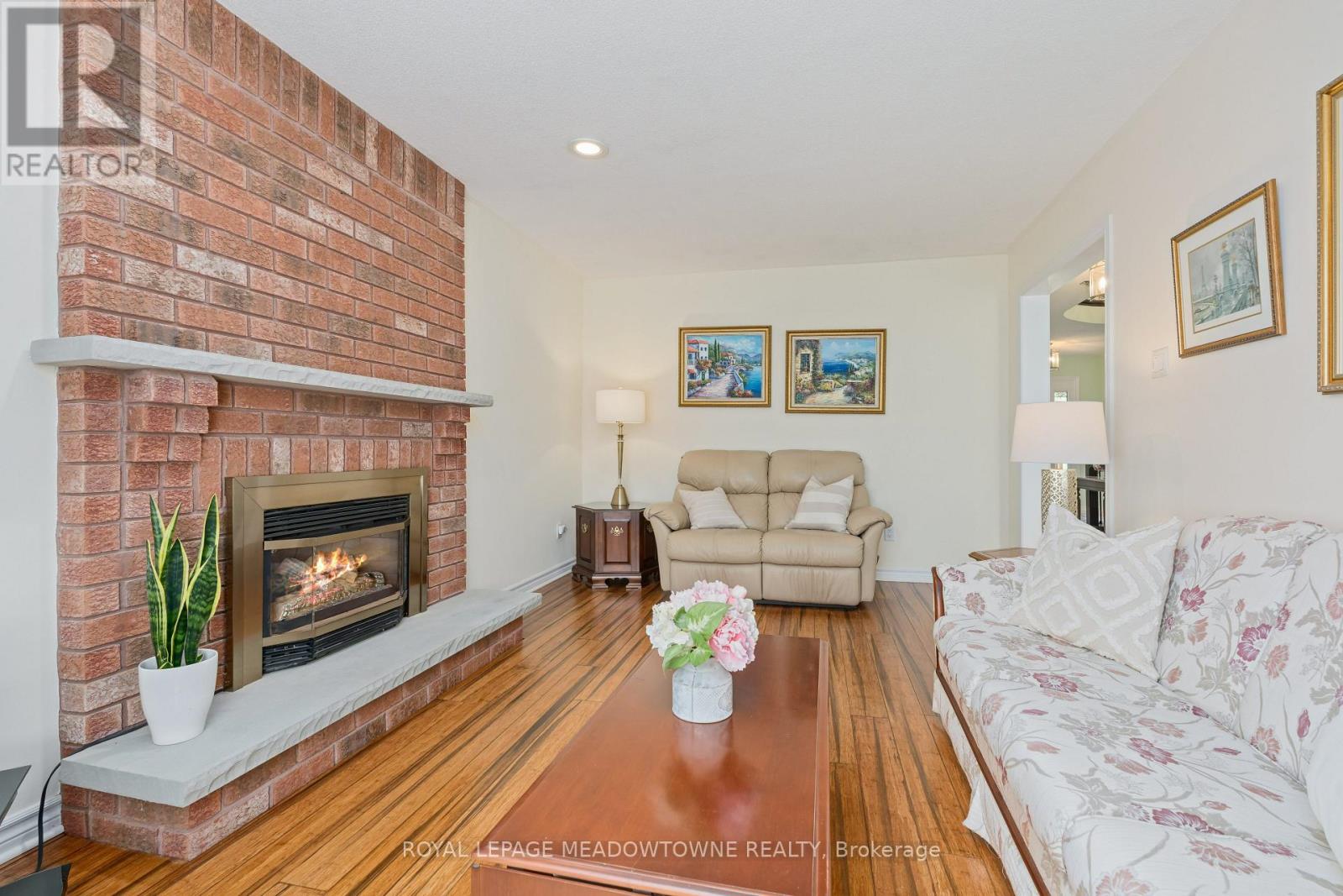 7 Eaton Street, Halton Hills, Ontario  L7G 5J9 - Photo 21 - W13207342