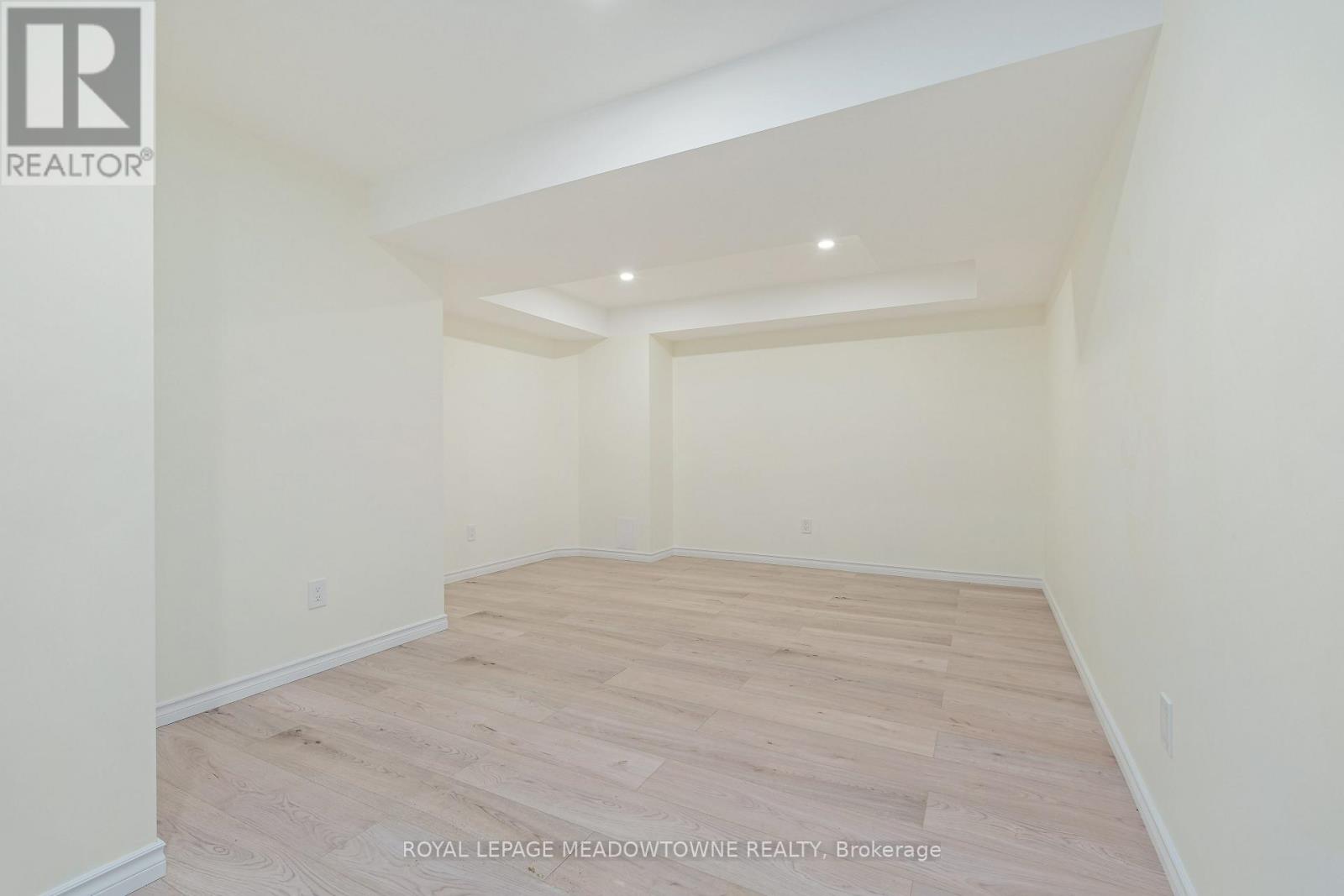 7 Eaton Street, Halton Hills, Ontario  L7G 5J9 - Photo 43 - W13207342