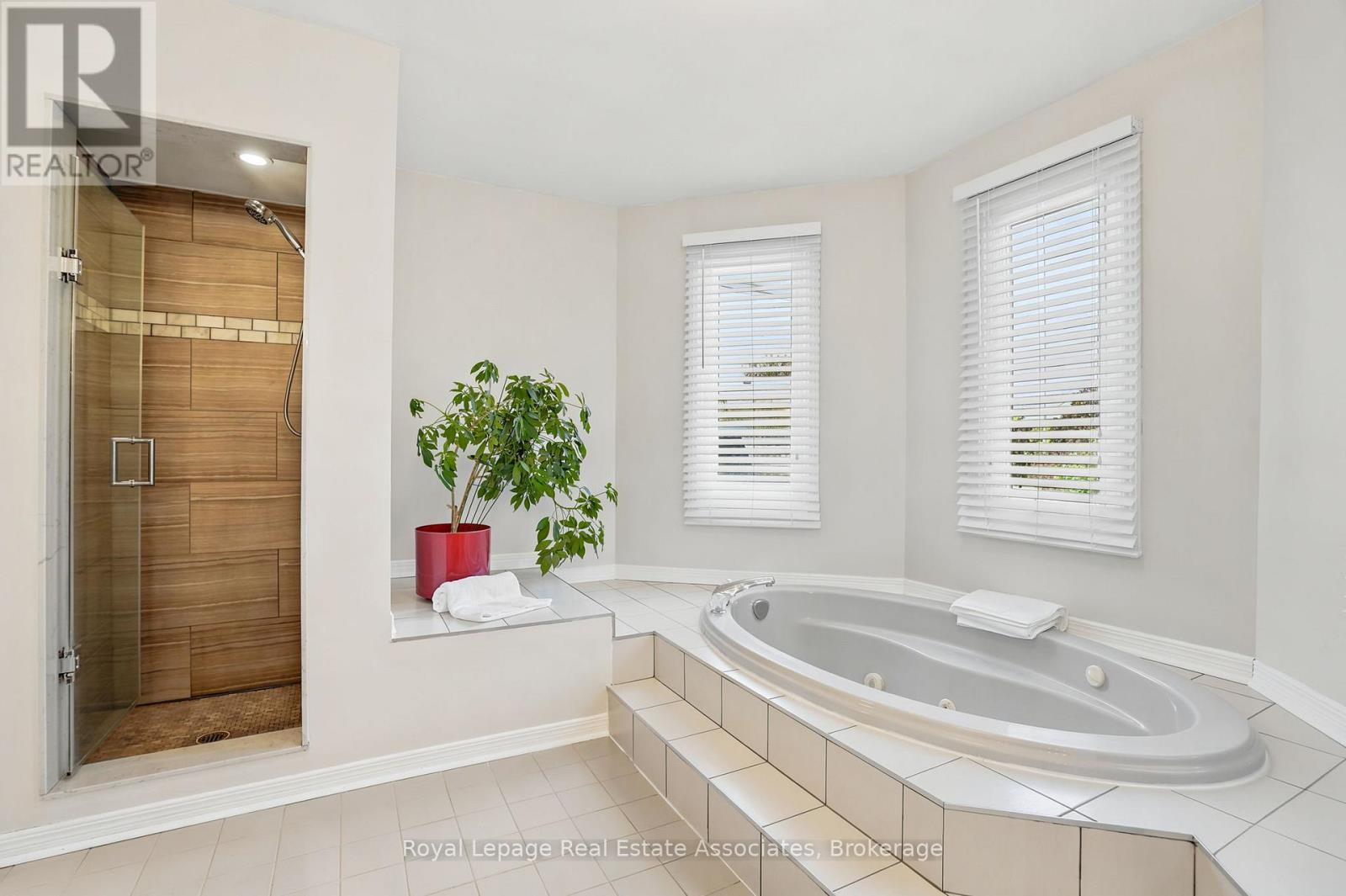 4454 Mayflower Drive, Mississauga, Ontario  L5R 1S6 - Photo 22 - W13207378
