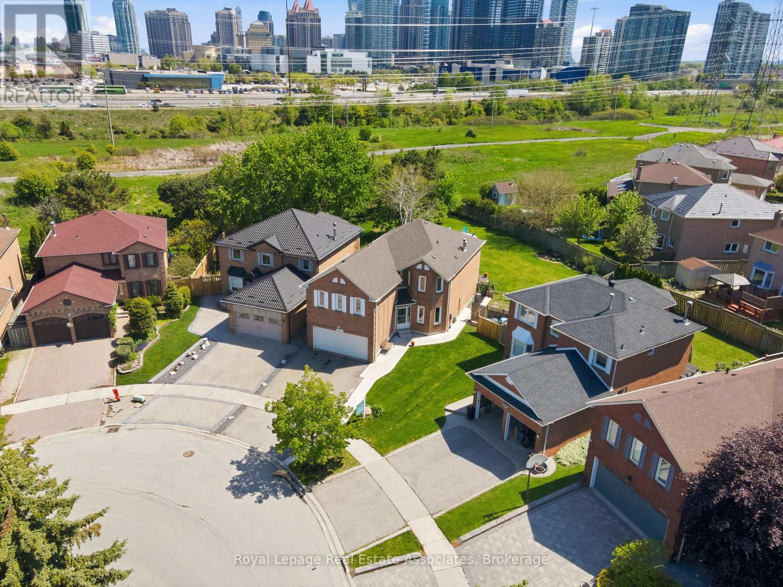 4454 Mayflower Drive, Mississauga, Ontario  L5R 1S6 - Photo 47 - W13207378