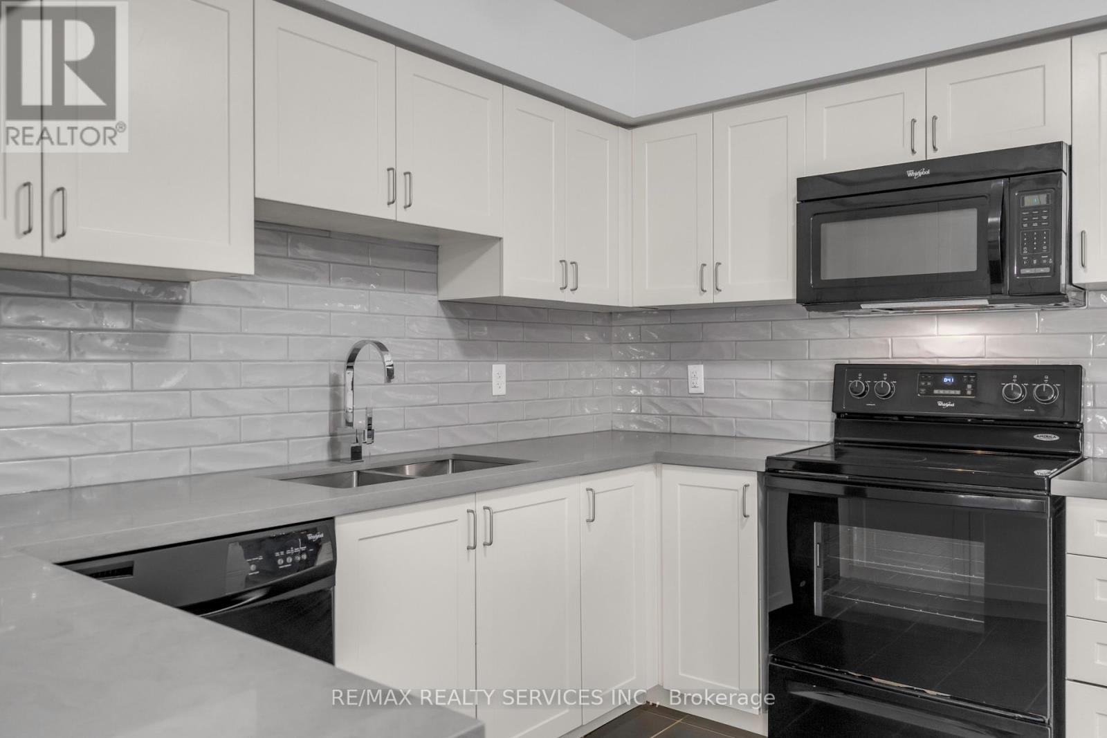 3 - 43 Hays Boulevard, Oakville, Ontario  L6H 0J1 - Photo 11 - W13207380